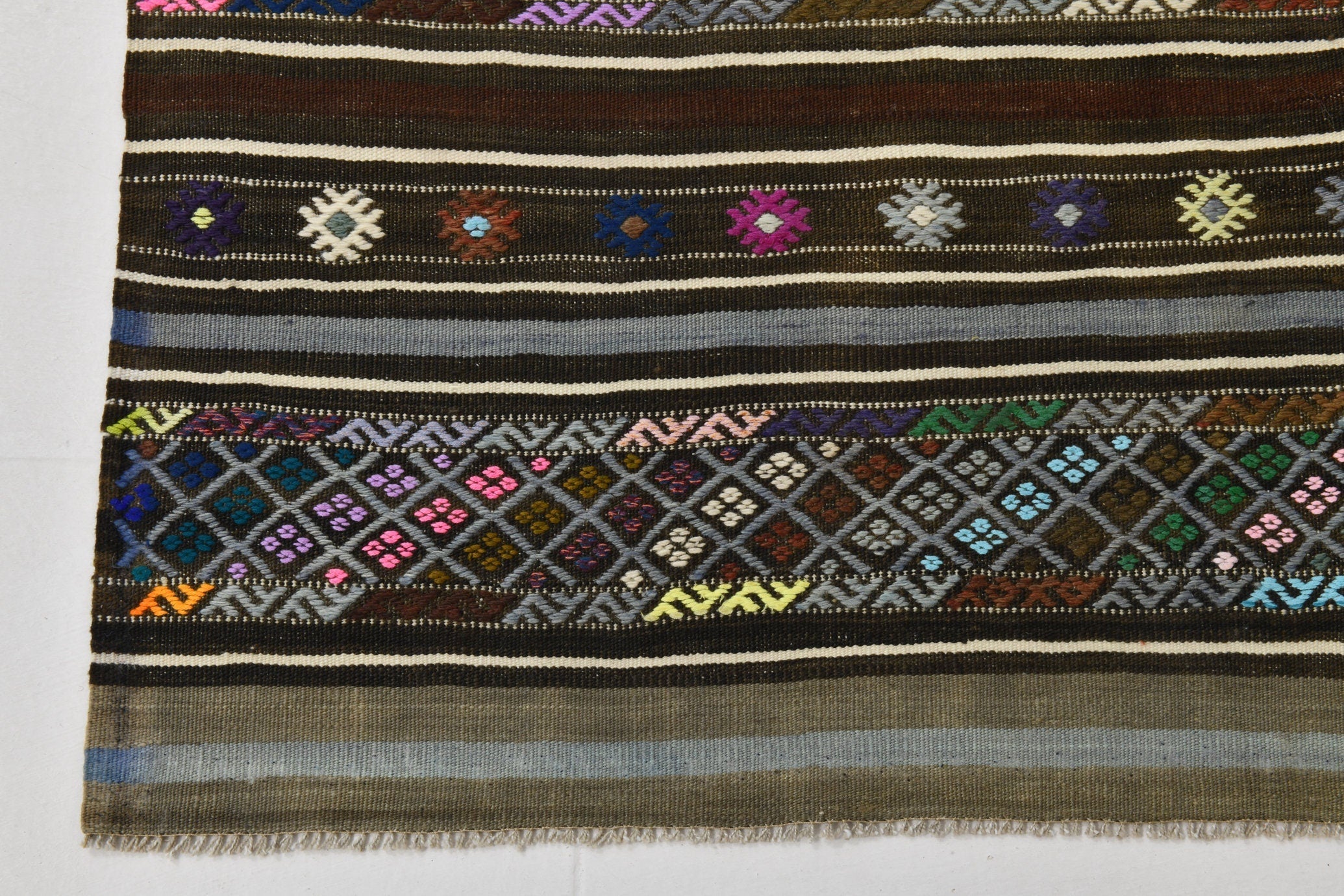 Vintage Kilim Anatolian 4'9" x 7'0" ft