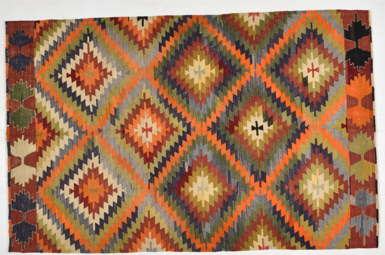 Vintage Kilim Anatolian 4’9’’ x 7’6’’ ft