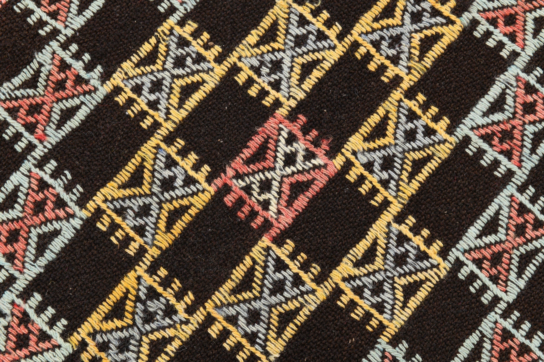 Vintage Kilim Anatolian 4’9’’ x 8’6’’ ft