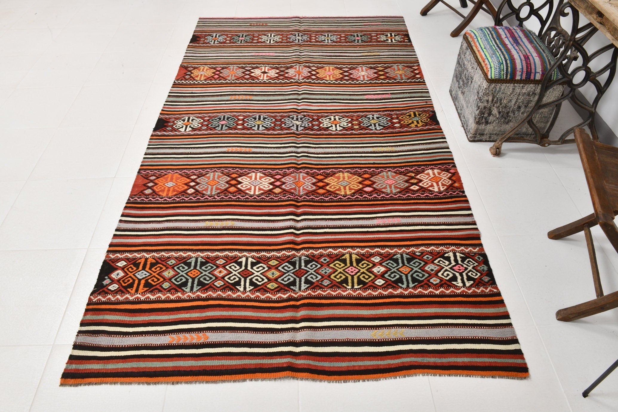 Vintage Kilim Anatolian 4’9’’ x 8’8’’ ft