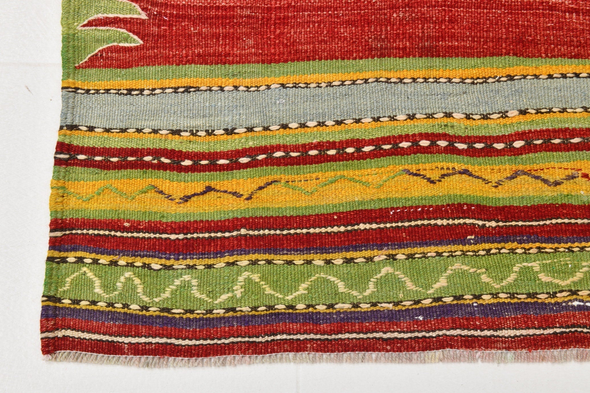 Vintage Kilim Anatolian 5’0’’ x 7’9’’ ft