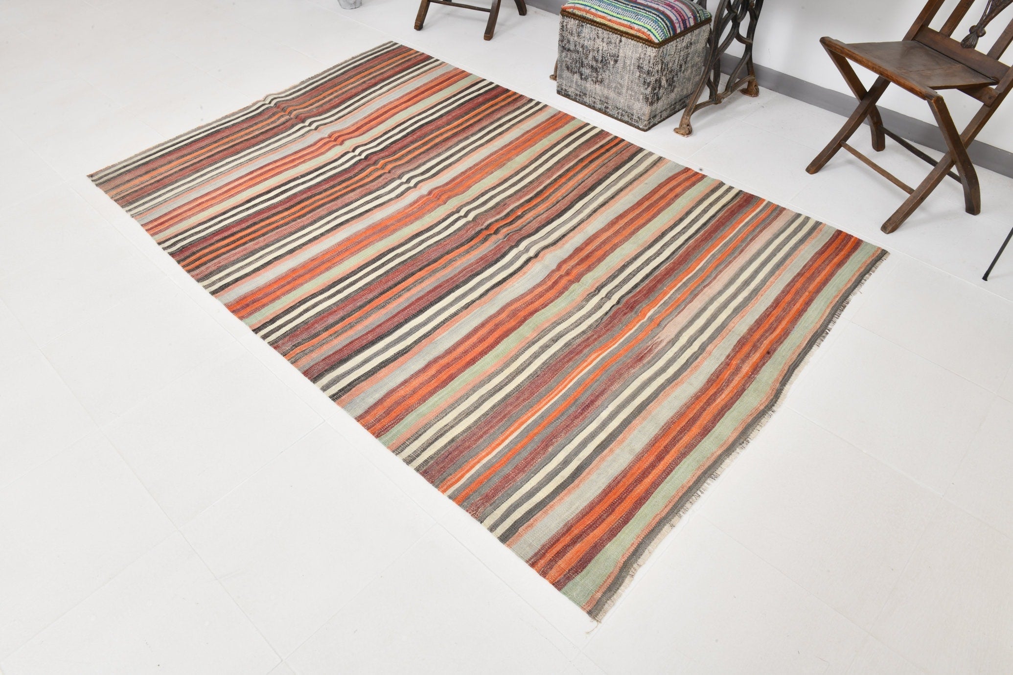 Vintage Kilim Anatolian 5’0’’ x 7’9’’ ft