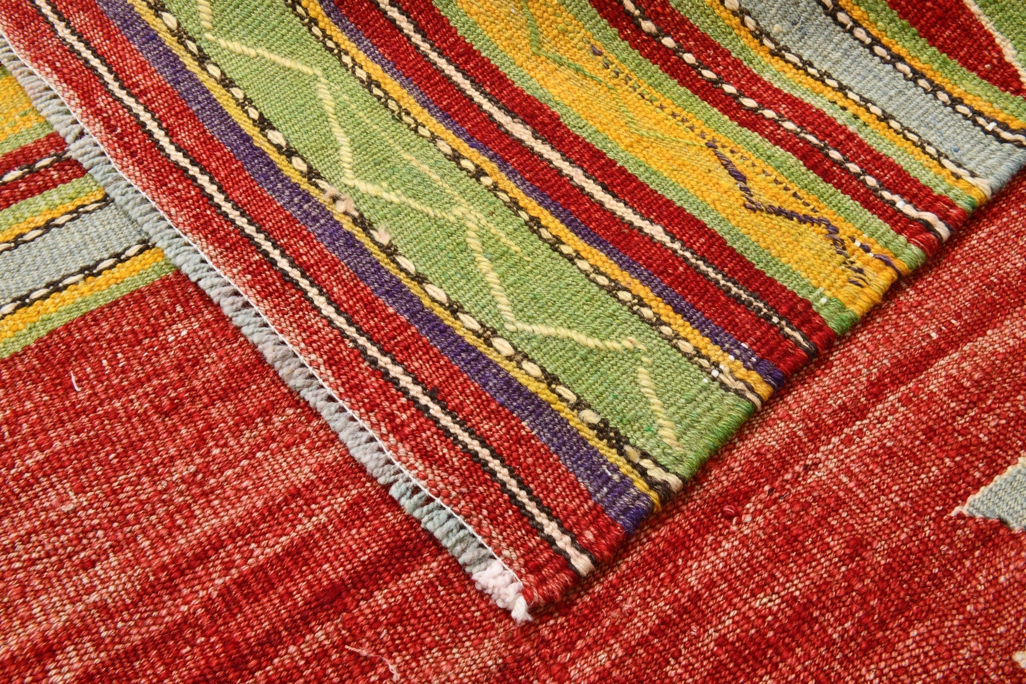 Vintage Kilim Anatolian 5’0’’ x 7’9’’ ft