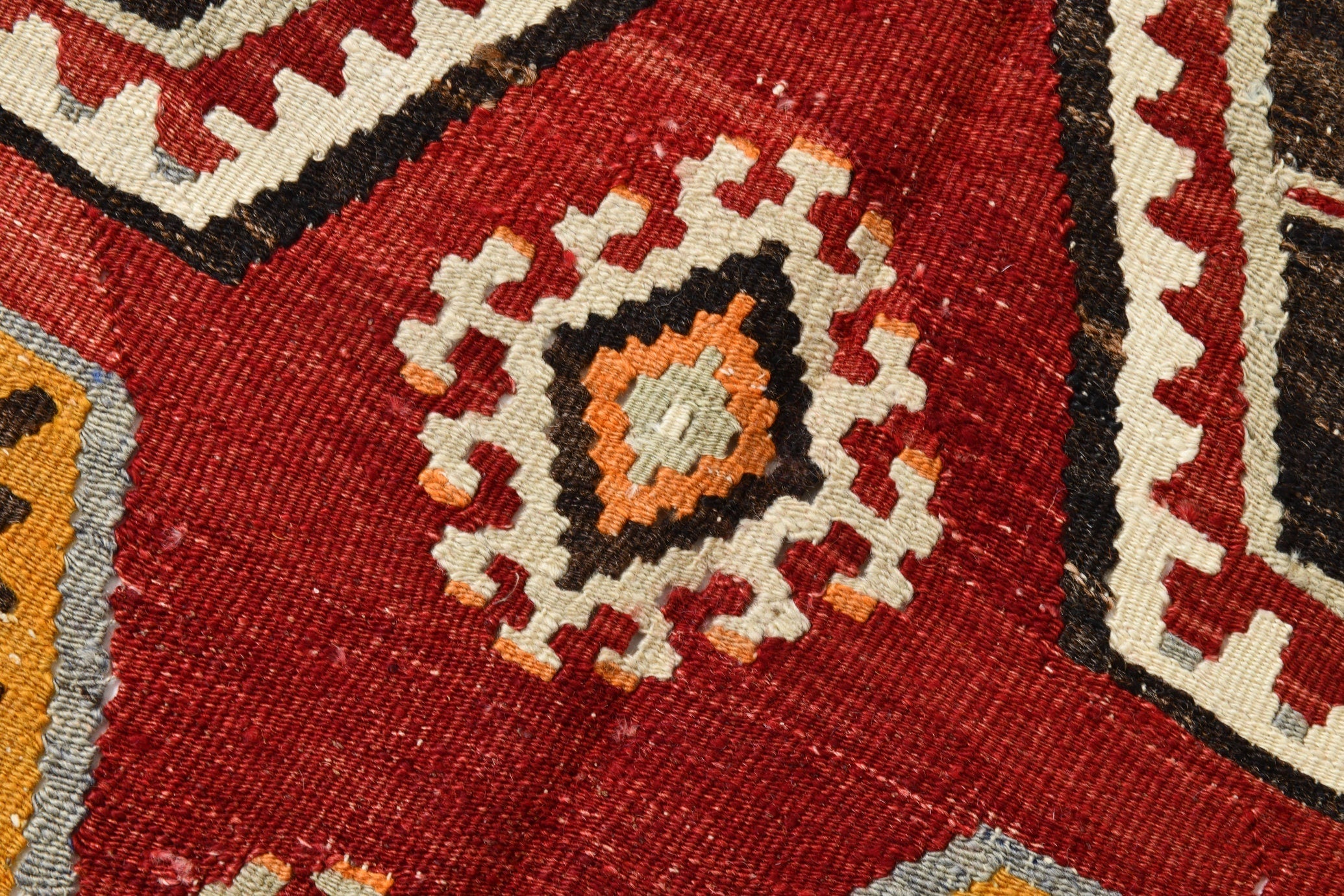 Vintage Kilim Anatolian 5’1’’ x 10’2’’ ft