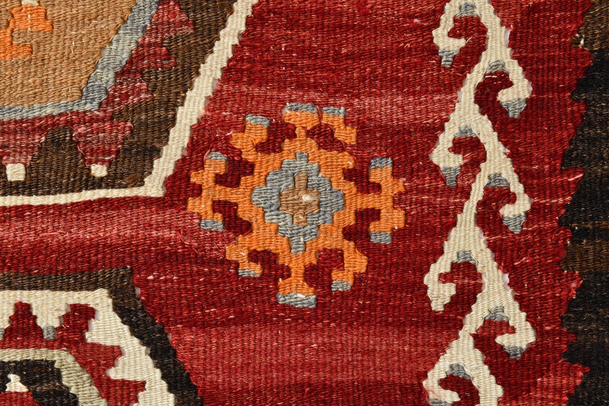 Vintage Kilim Anatolian 5’1’’ x 10’2’’ ft