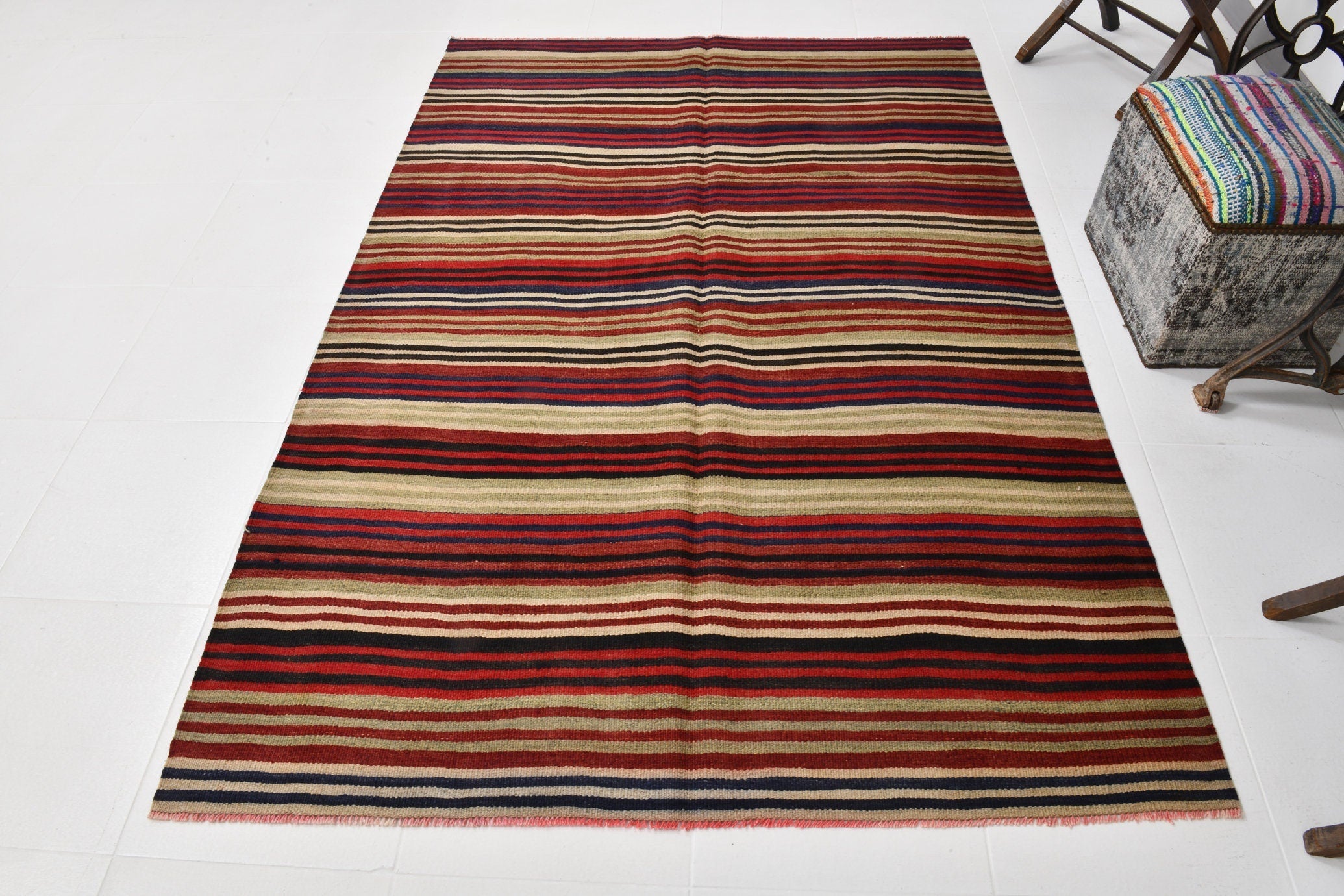 Vintage Kilim Anatolian 5’1’’ x 7’6’’ ft