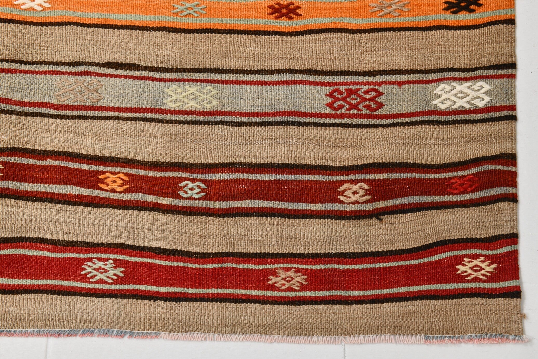 Vintage Kilim Anatolian 5’1’’ x 8’1’’ ft