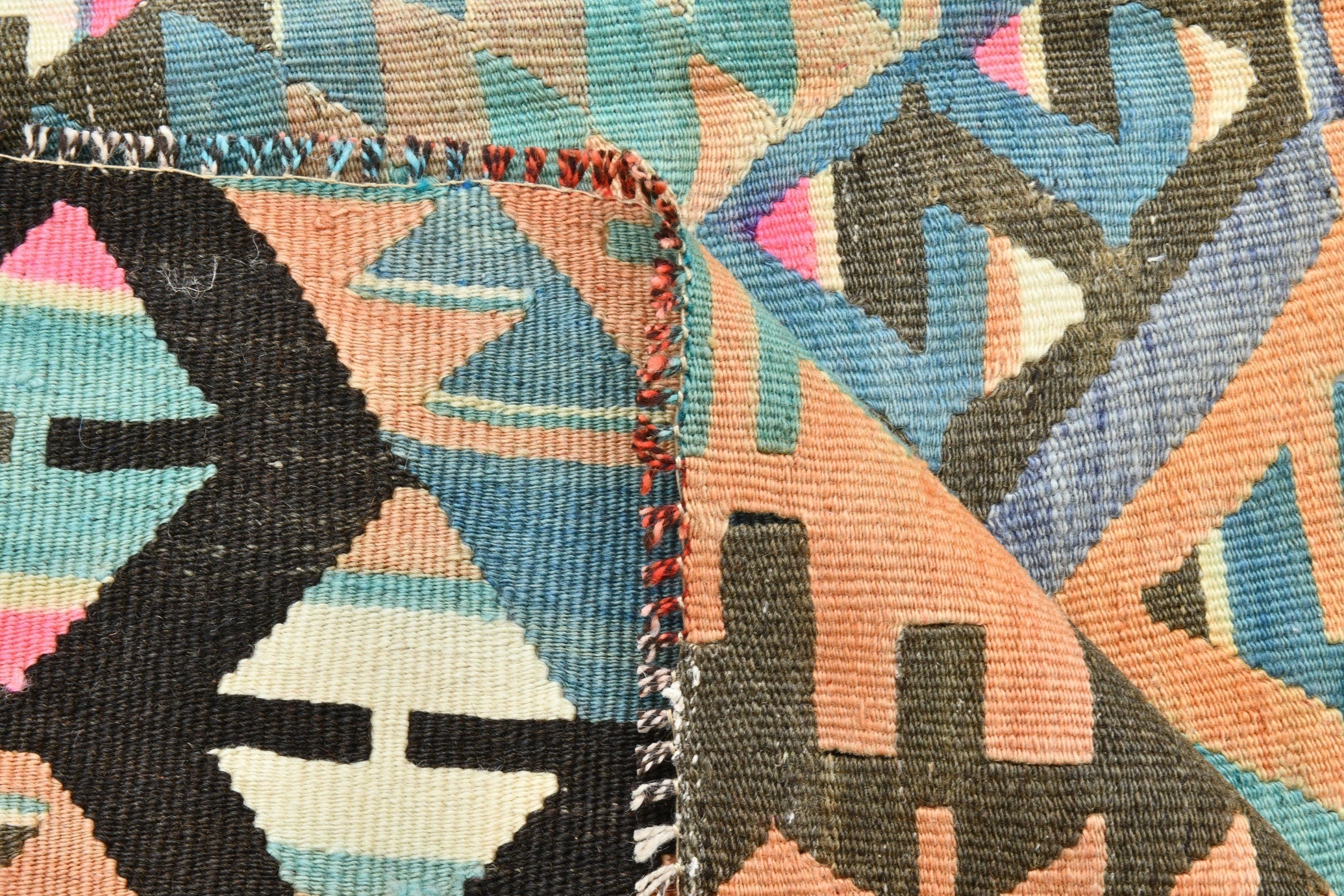 Vintage Kilim Anatolian 5’1’’ x 8’5’’ ft