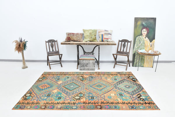 Vintage Kilim Anatolian 5’1’’ x 8’5’’ ft