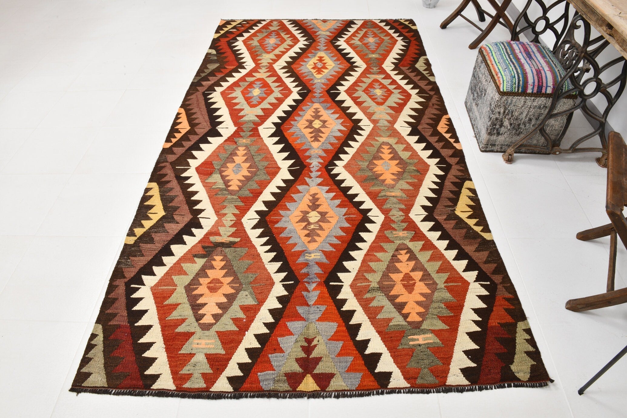 Vintage Kilim Anatolian 5’1’’ x 9’7’’ ft