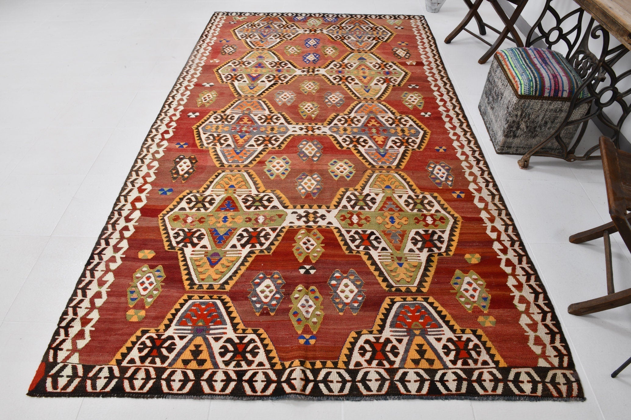 Vintage Kilim Anatolian 5’10’’ x 10’6’’ ft