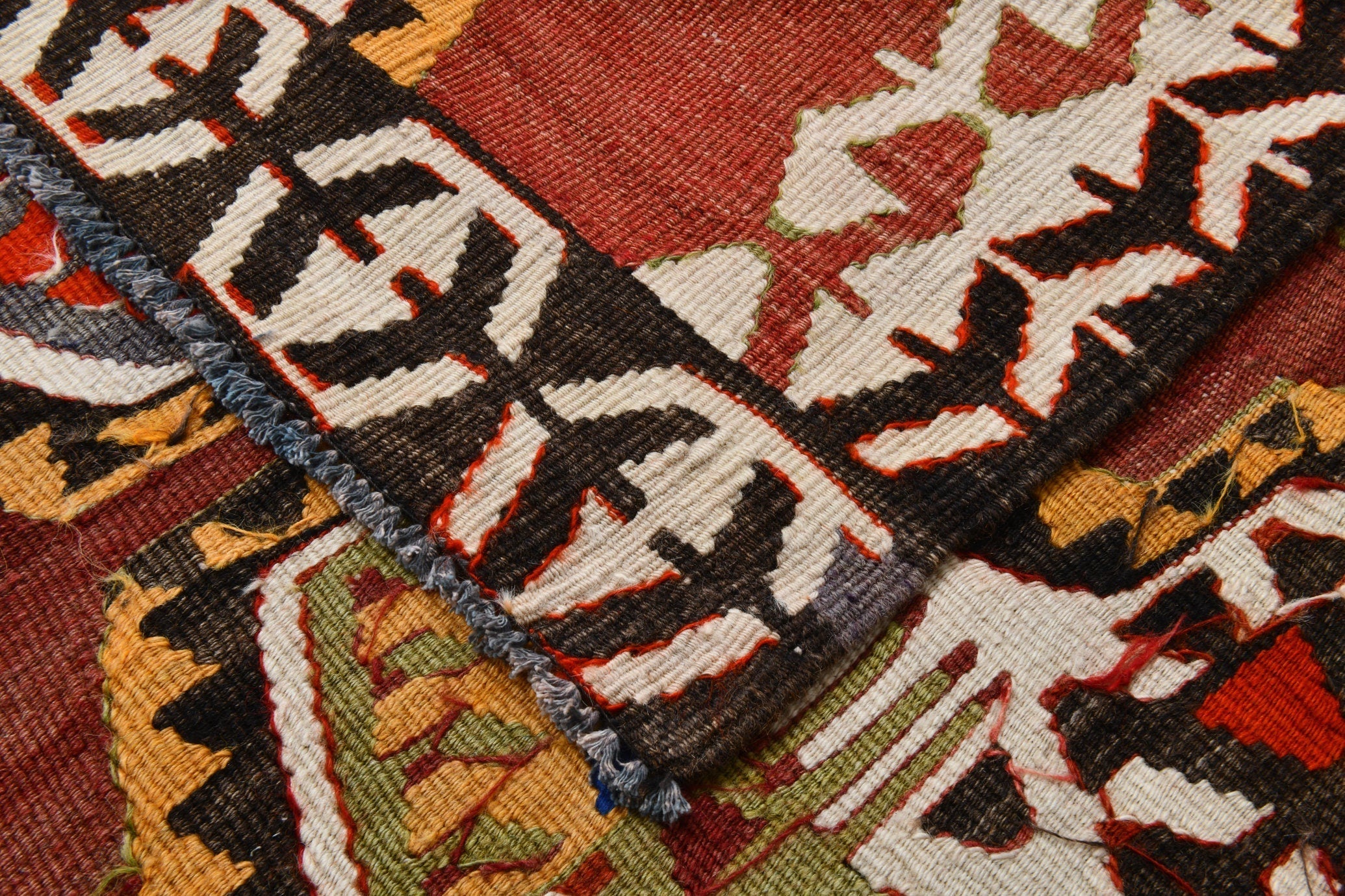 Vintage Kilim Anatolian 5’10’’ x 10’6’’ ft