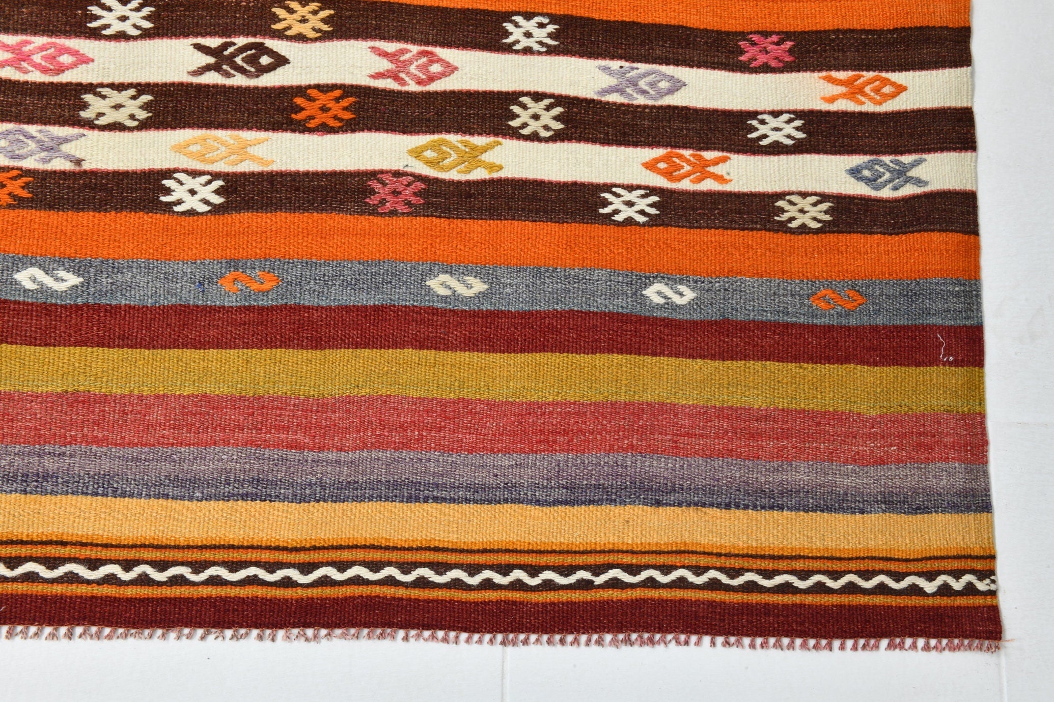 Vintage Kilim Anatolian 5'10" x 6'11" ft