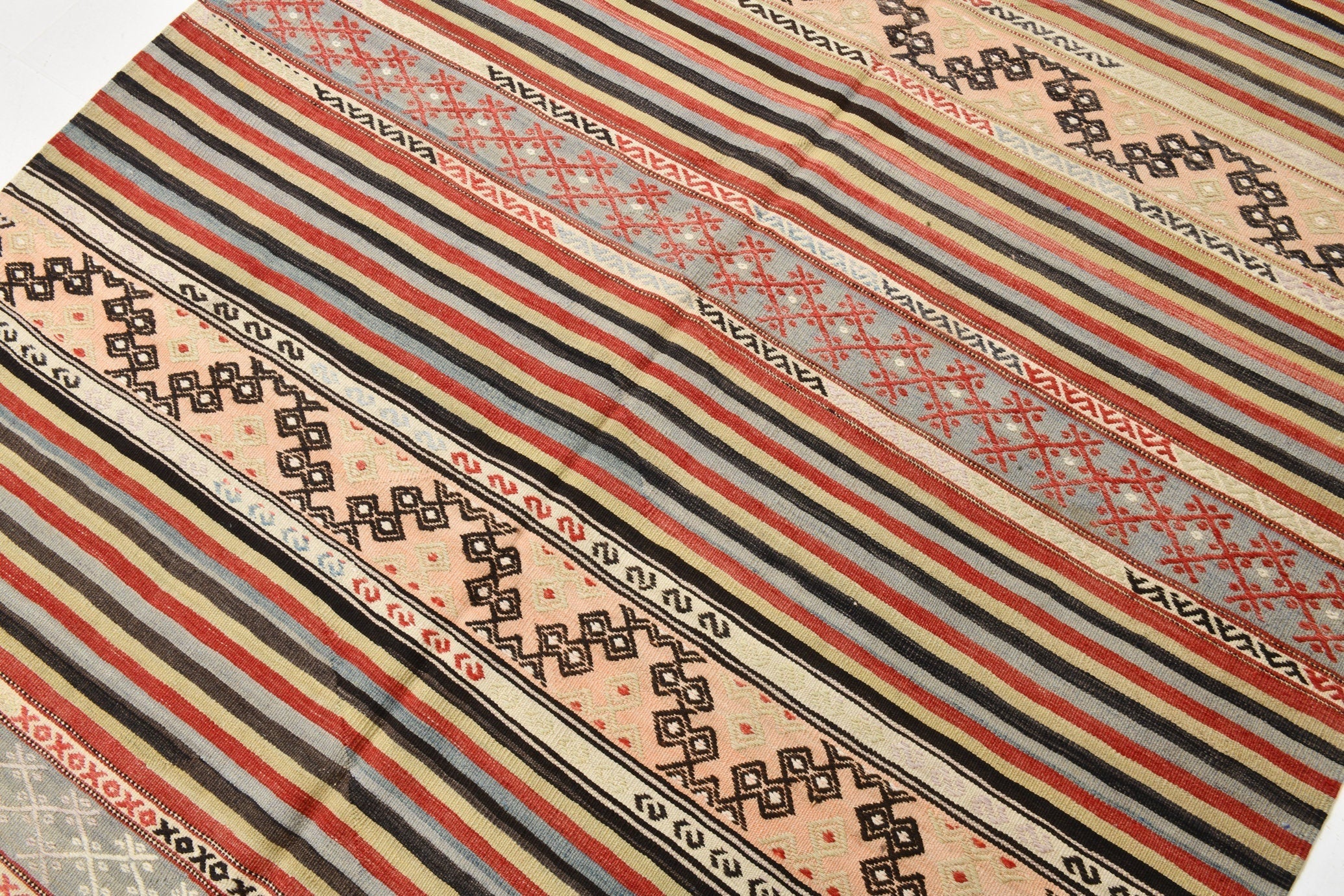 Vintage Kilim Anatolian 5'10" x 8'12" ft