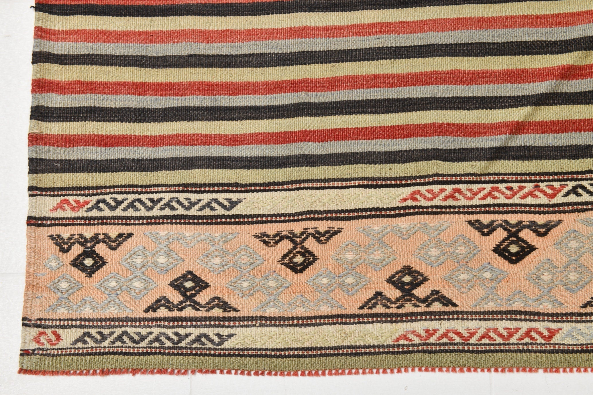 Vintage Kilim Anatolian 5'10" x 8'12" ft