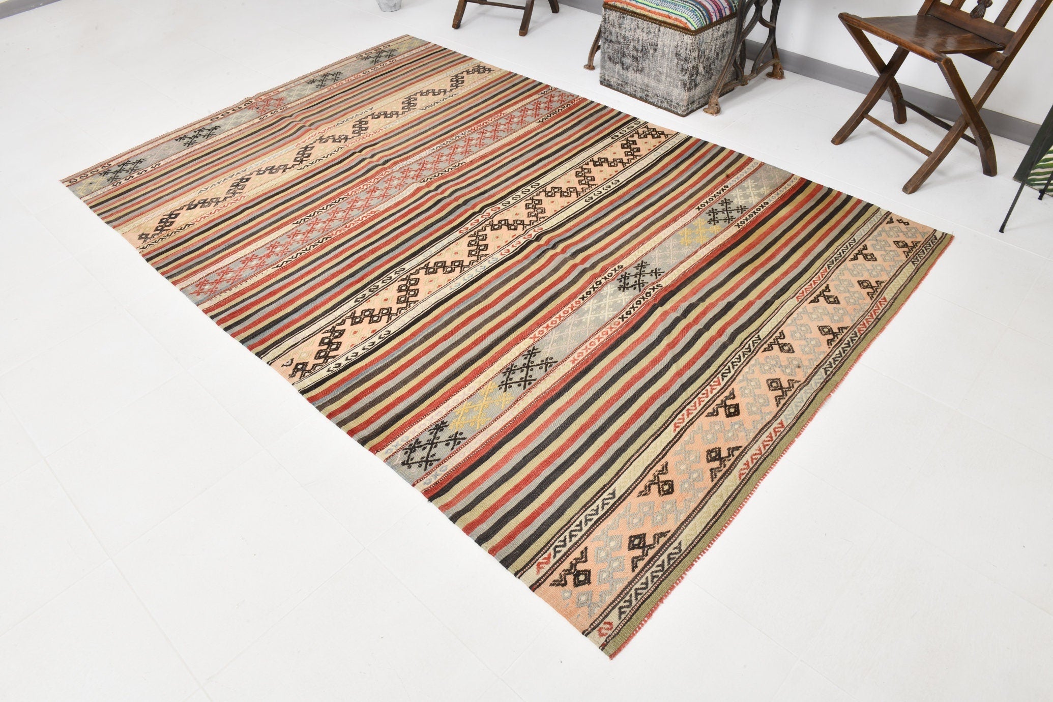 Vintage Kilim Anatolian 5'10" x 8'12" ft