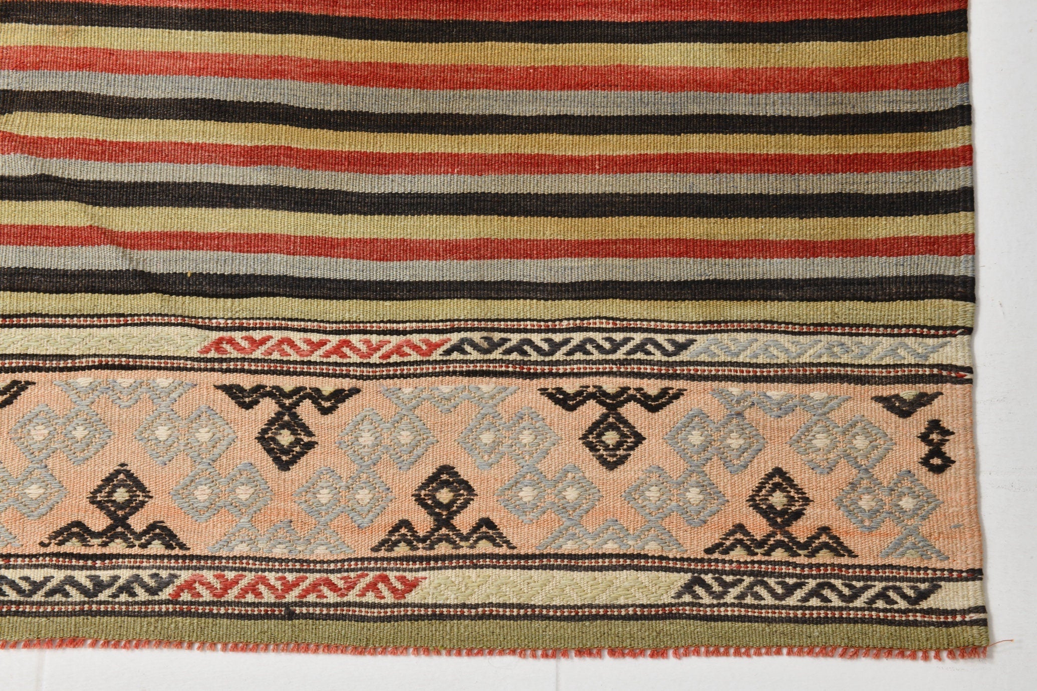 Vintage Kilim Anatolian 5'10" x 8'12" ft