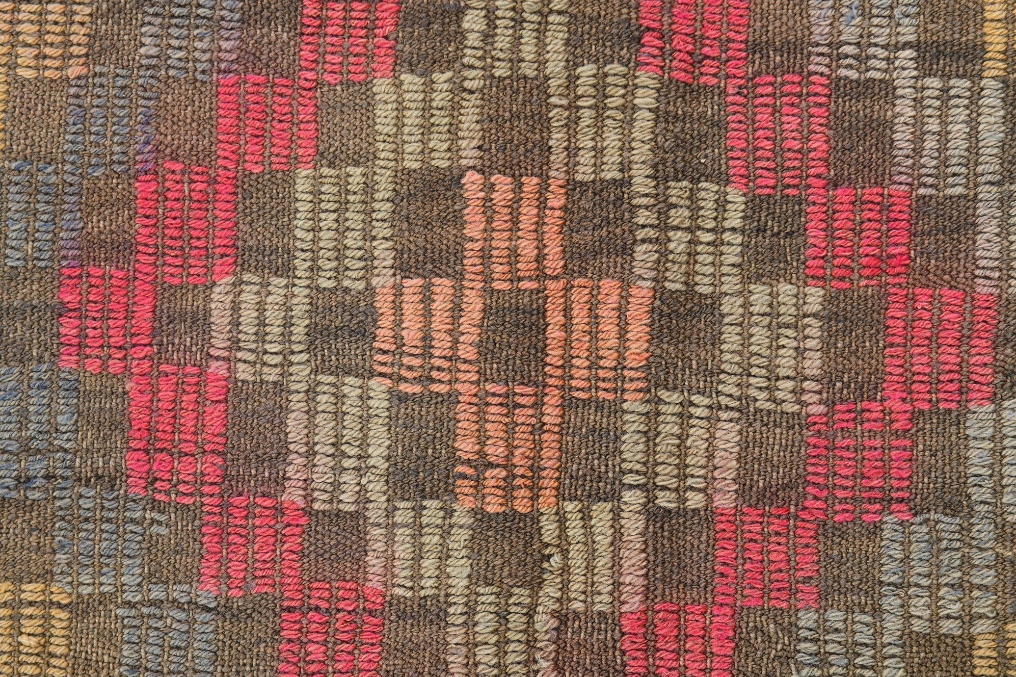 Vintage Kilim Anatolian 5’10’’ x 8’3’’ ft