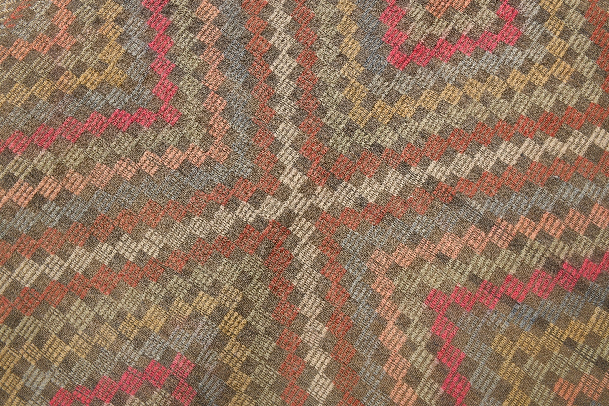 Vintage Kilim Anatolian 5’10’’ x 8’3’’ ft