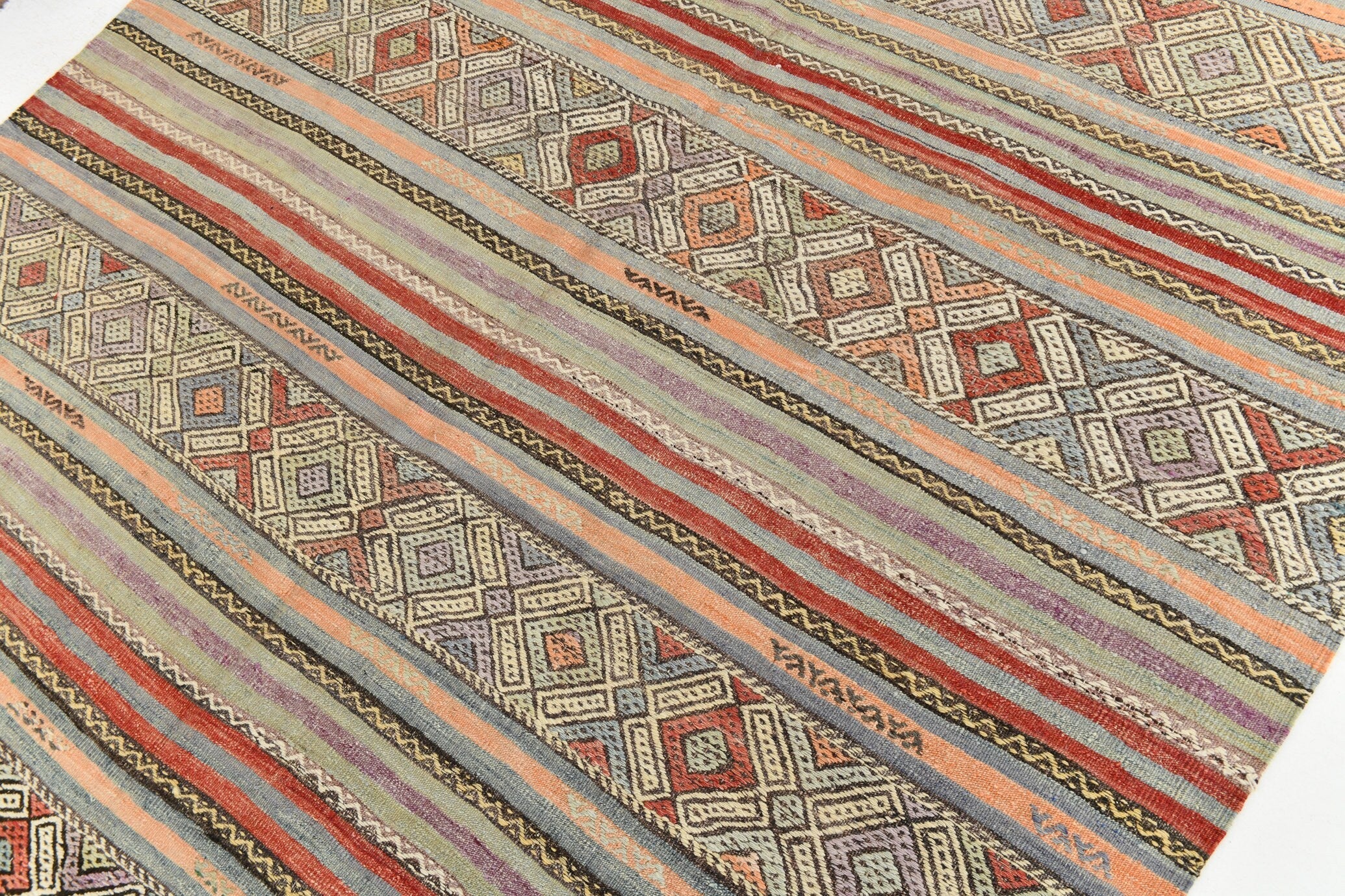 Vintage Kilim Anatolian 5’10’’ x 8’4’’ ft