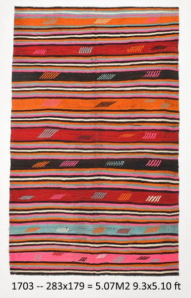 Vintage Kilim Anatolian 5’10’’ x 9’3’’ ft