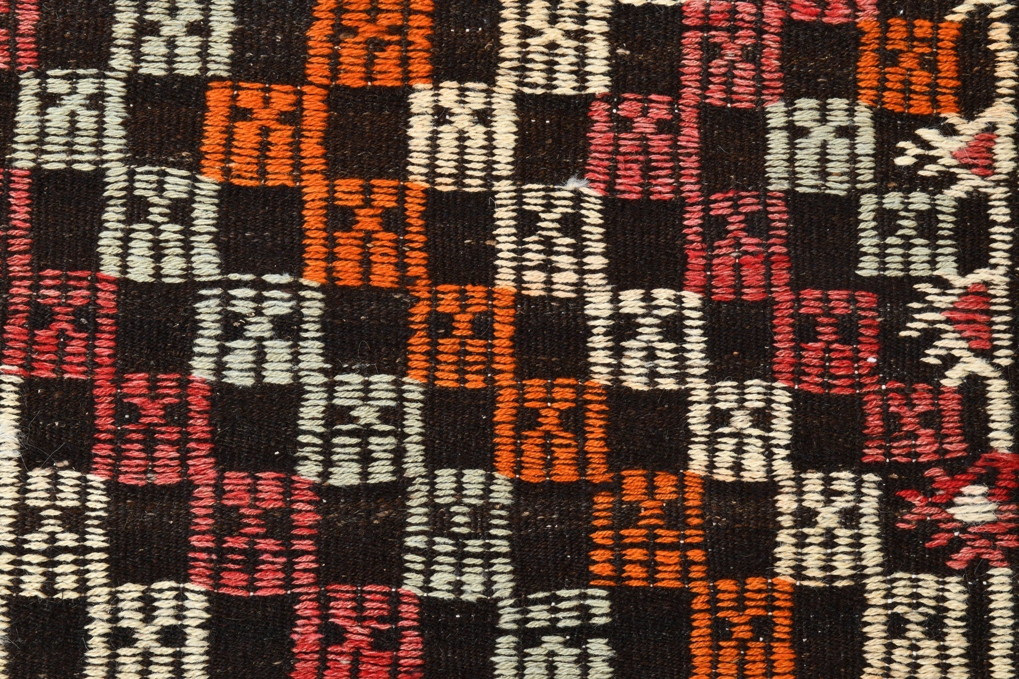 Vintage Kilim Anatolian 5’11’’ x 8’6’’ ft