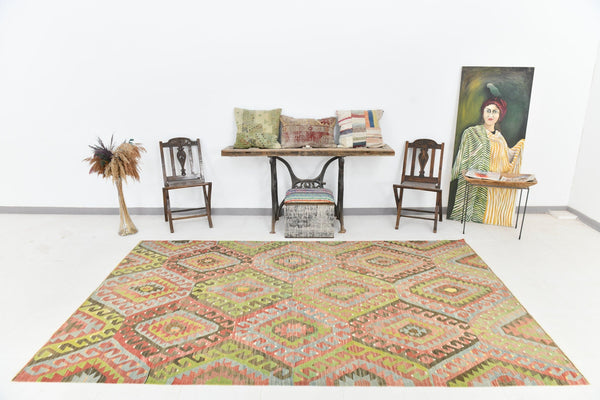 Vintage Kilim Anatolian 5'12" x 9'10" ft