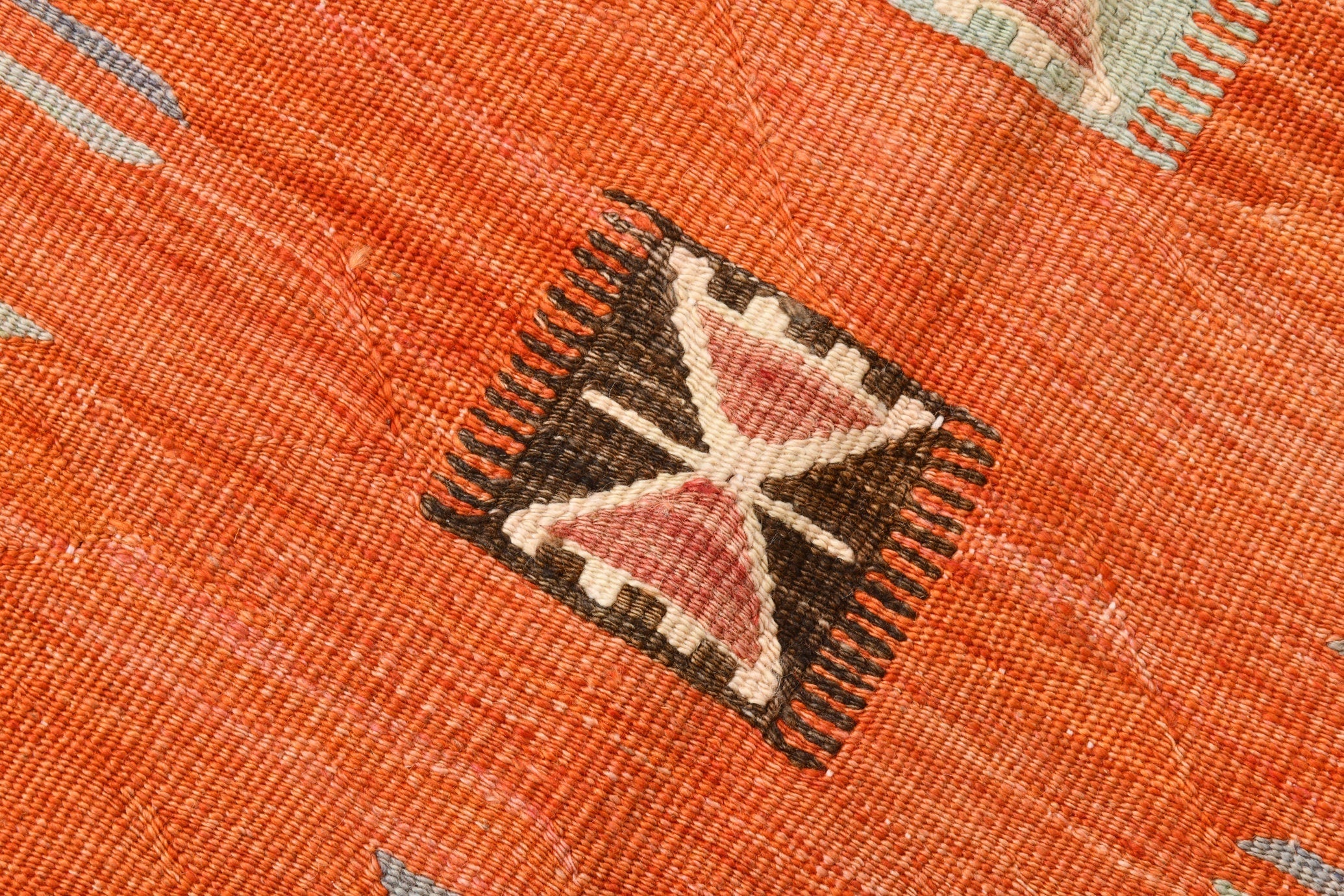 Vintage Kilim Anatolian 5’3’’ x 10’2’’ ft