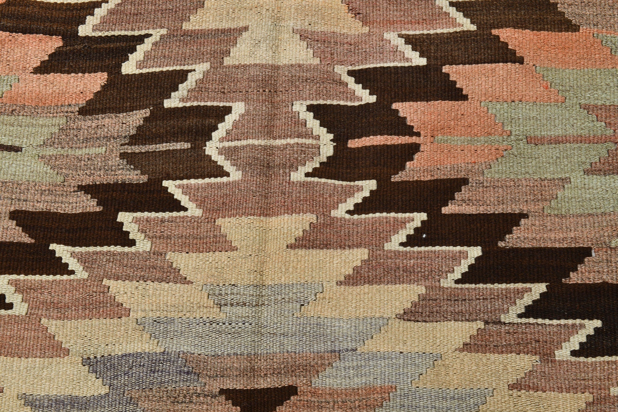 Vintage Kilim Anatolian 5’3’’ x 10’2’’ ft