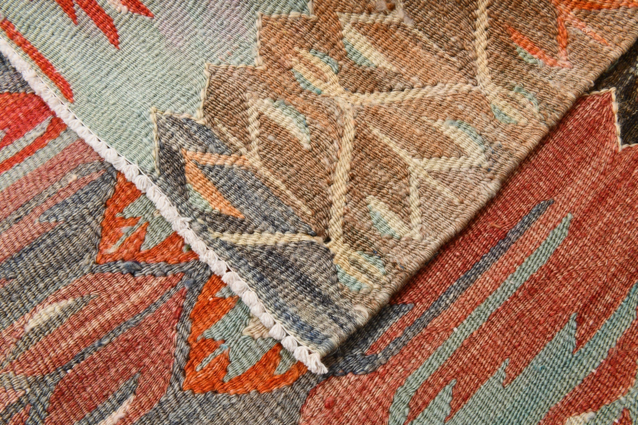 Vintage Kilim Anatolian 5’3’’ x 10’2’’ ft