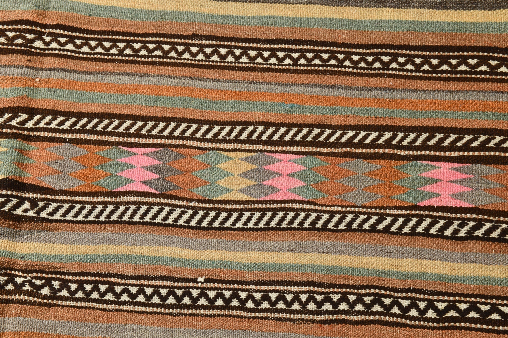 Vintage Kilim Anatolian 5’3’’ x 7’10’’ ft