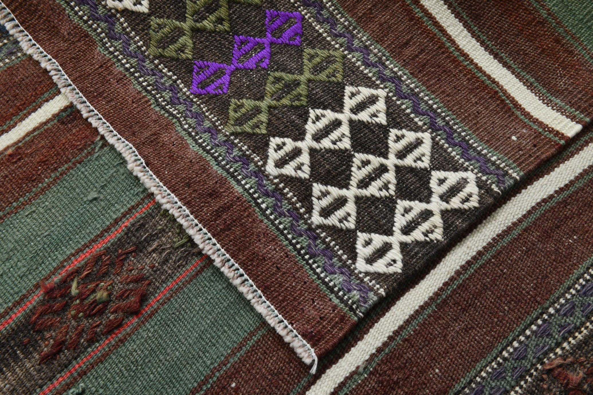 Vintage Kilim Anatolian 5’3’’ x 8’8’’ ft
