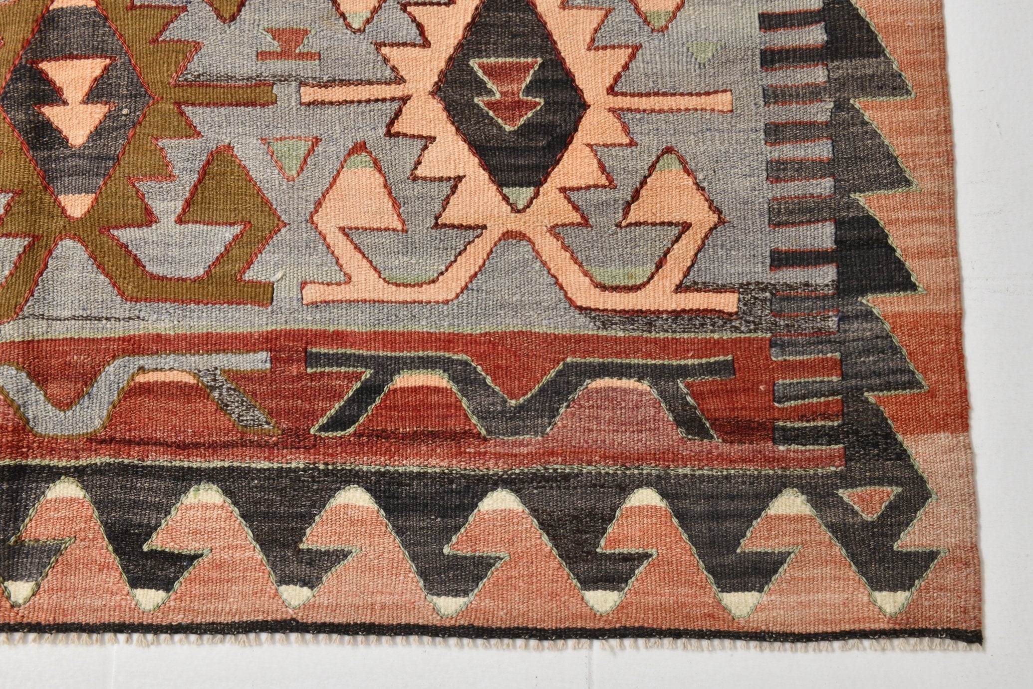 Vintage Kilim Anatolian 5'3" x 9'7" ft
