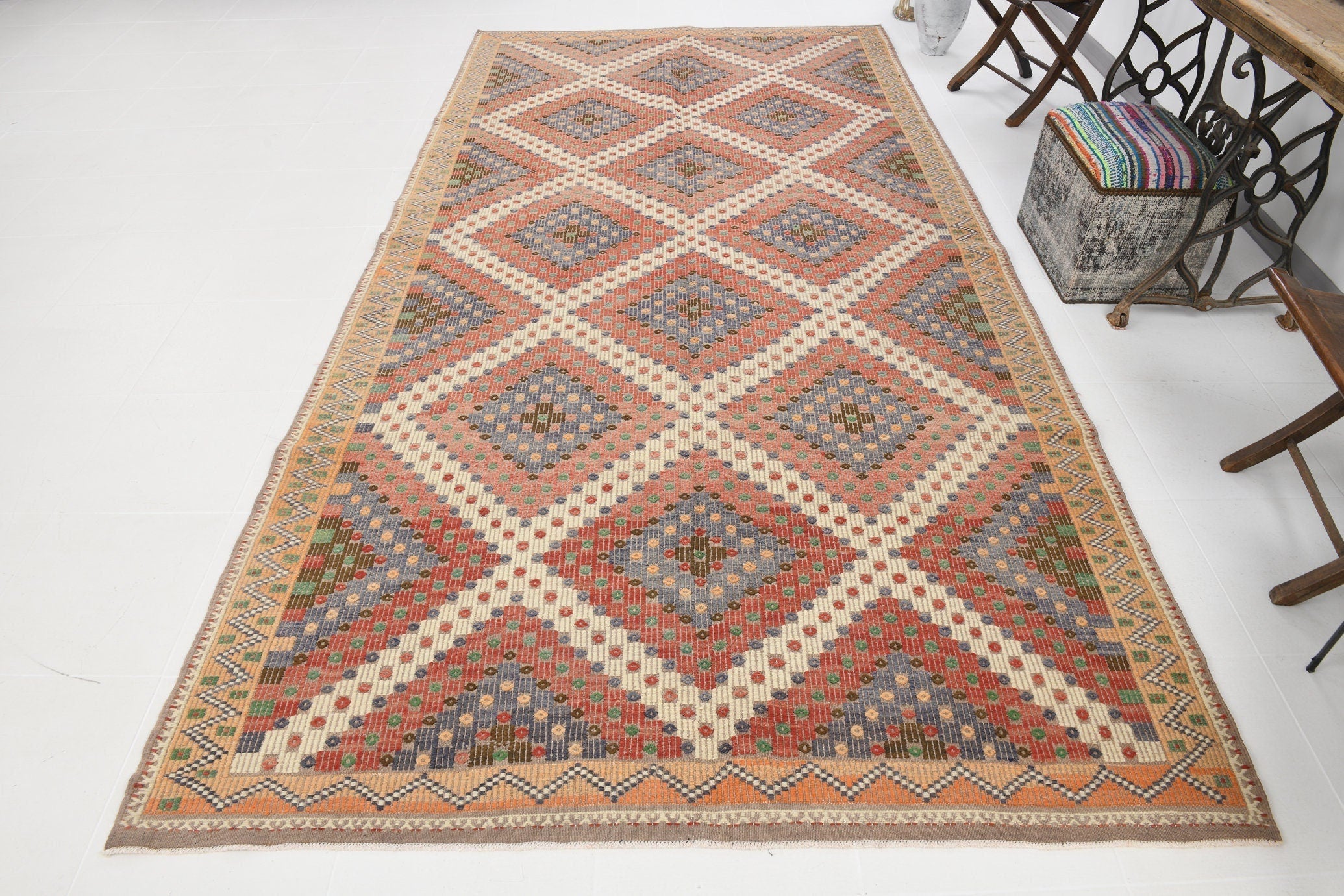Vintage Kilim Anatolian 5’4’’ x 11’12’’ ft