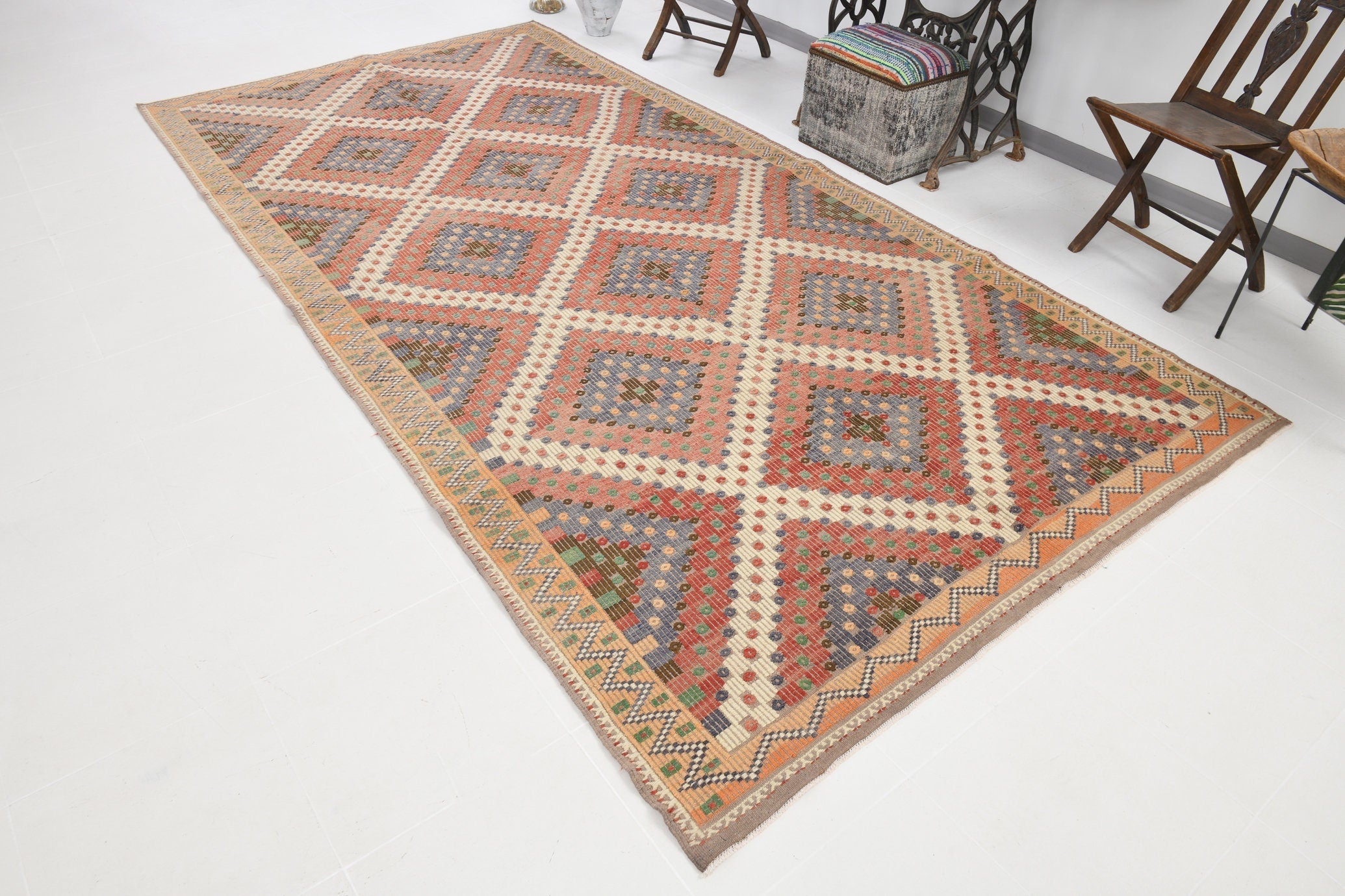 Vintage Kilim Anatolian 5’4’’ x 11’12’’ ft