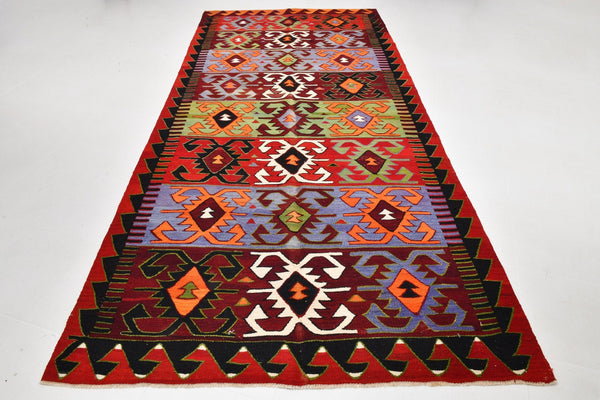 Vintage Kilim Anatolian 5’4’’ x 11’7’’ ft