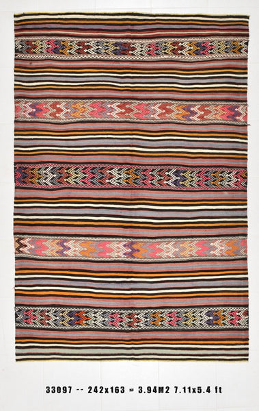 Vintage Kilim Anatolian 5’4’’ x 7’11’’ ft