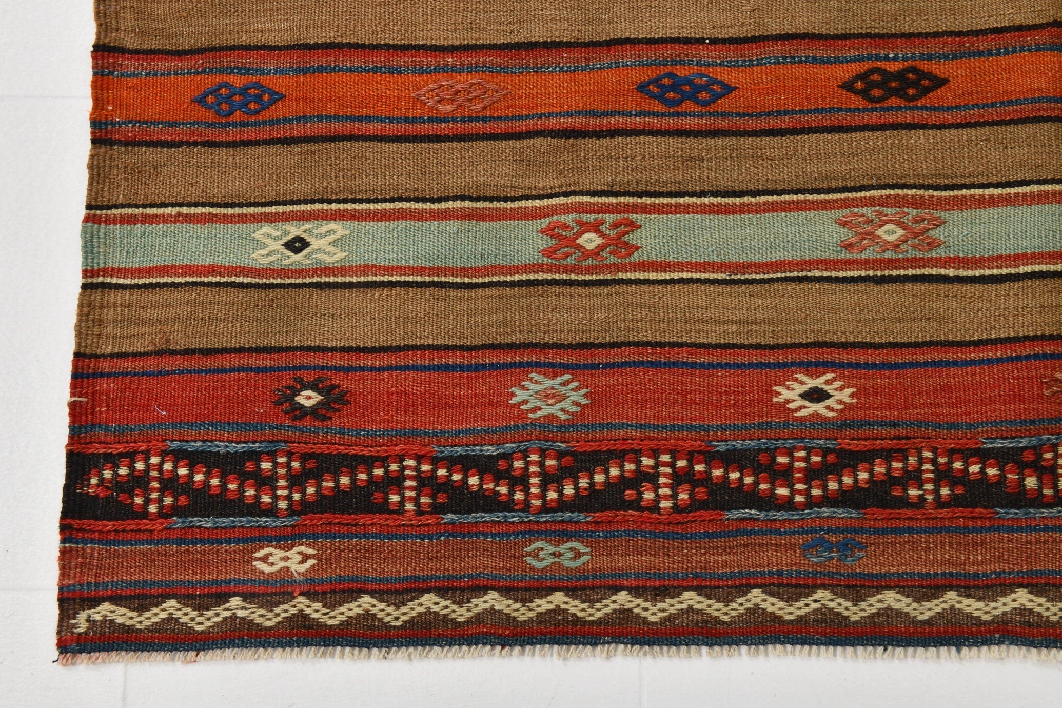 Vintage Kilim Anatolian 5'4" x 7'11" ft