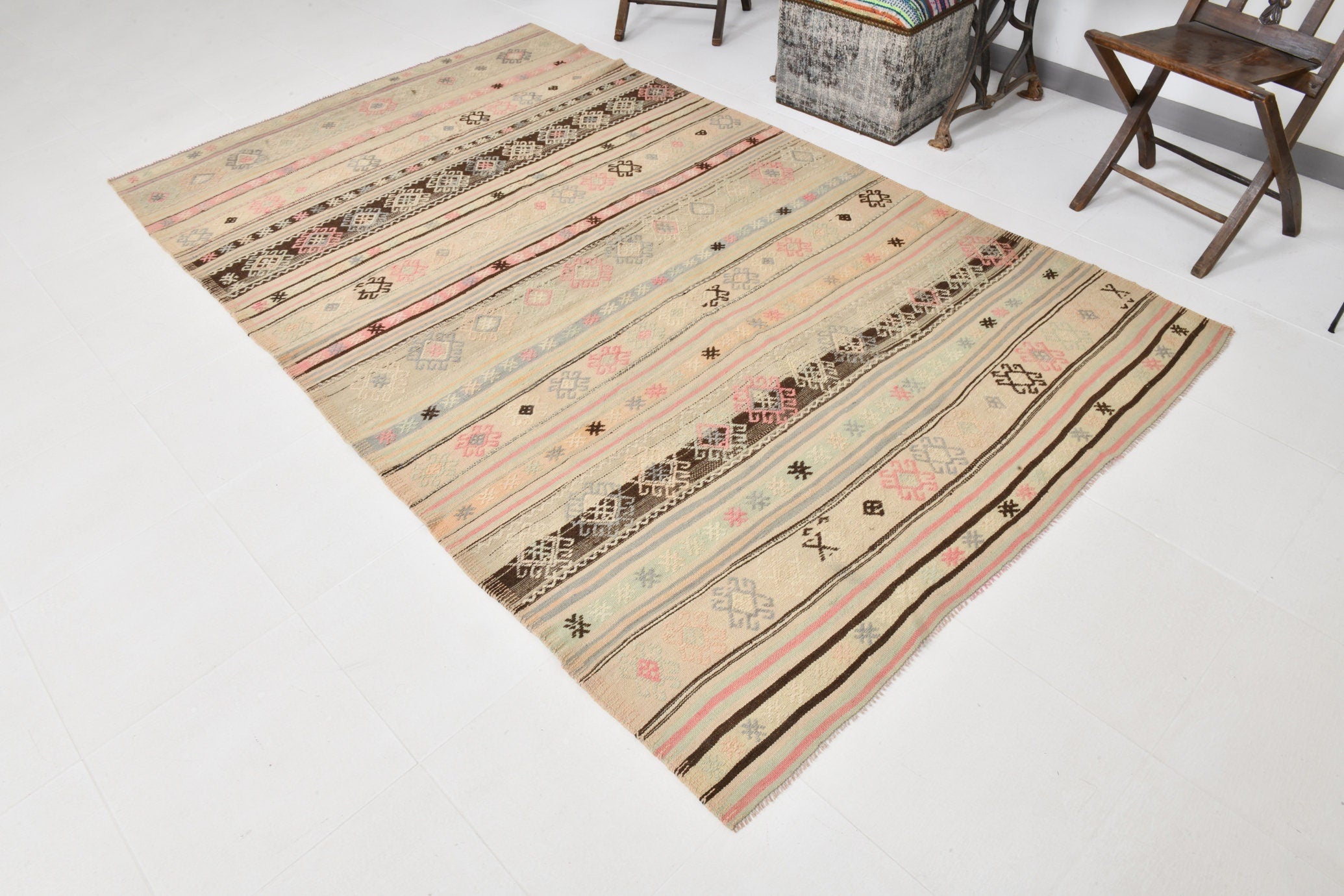 Vintage Kilim Anatolian 5'4" x 8'12" ft