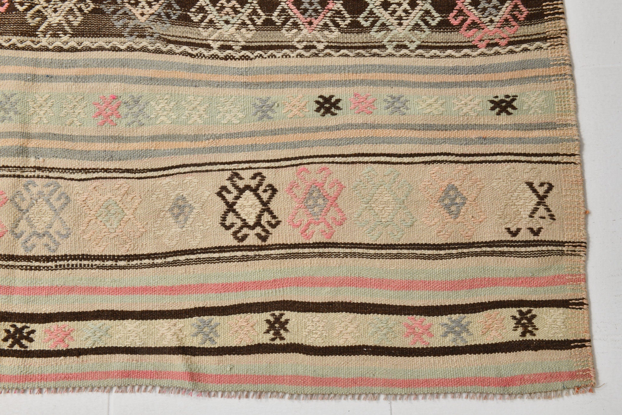 Vintage Kilim Anatolian 5'4" x 8'12" ft