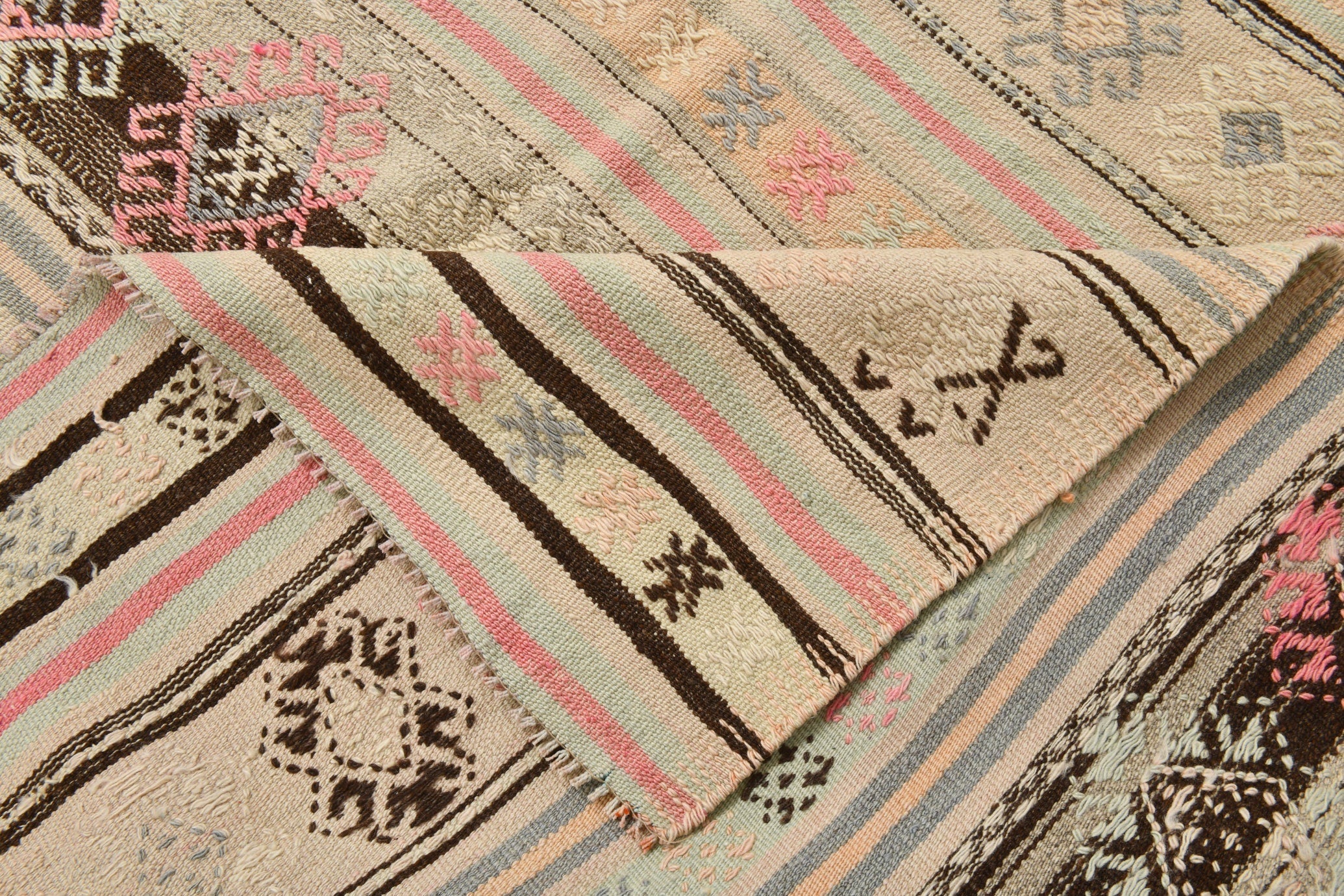 Vintage Kilim Anatolian 5'4" x 8'12" ft