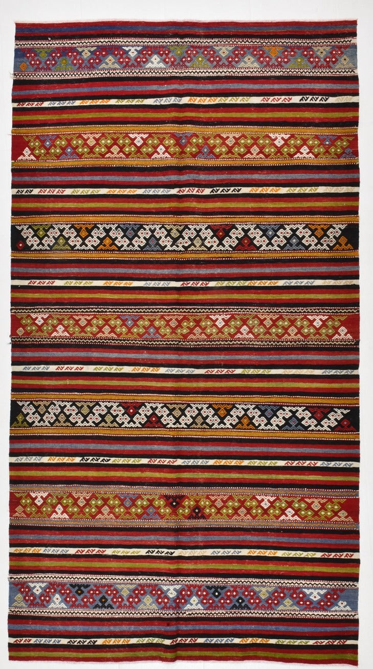 Vintage Kilim Anatolian 5'4" x 9'11" ft