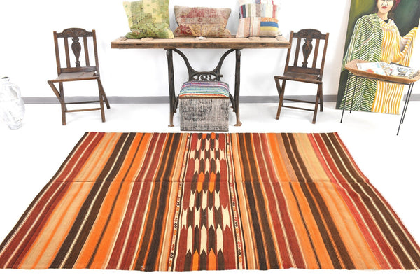 Vintage Kilim Anatolian 5'5" x 7'10" ft
