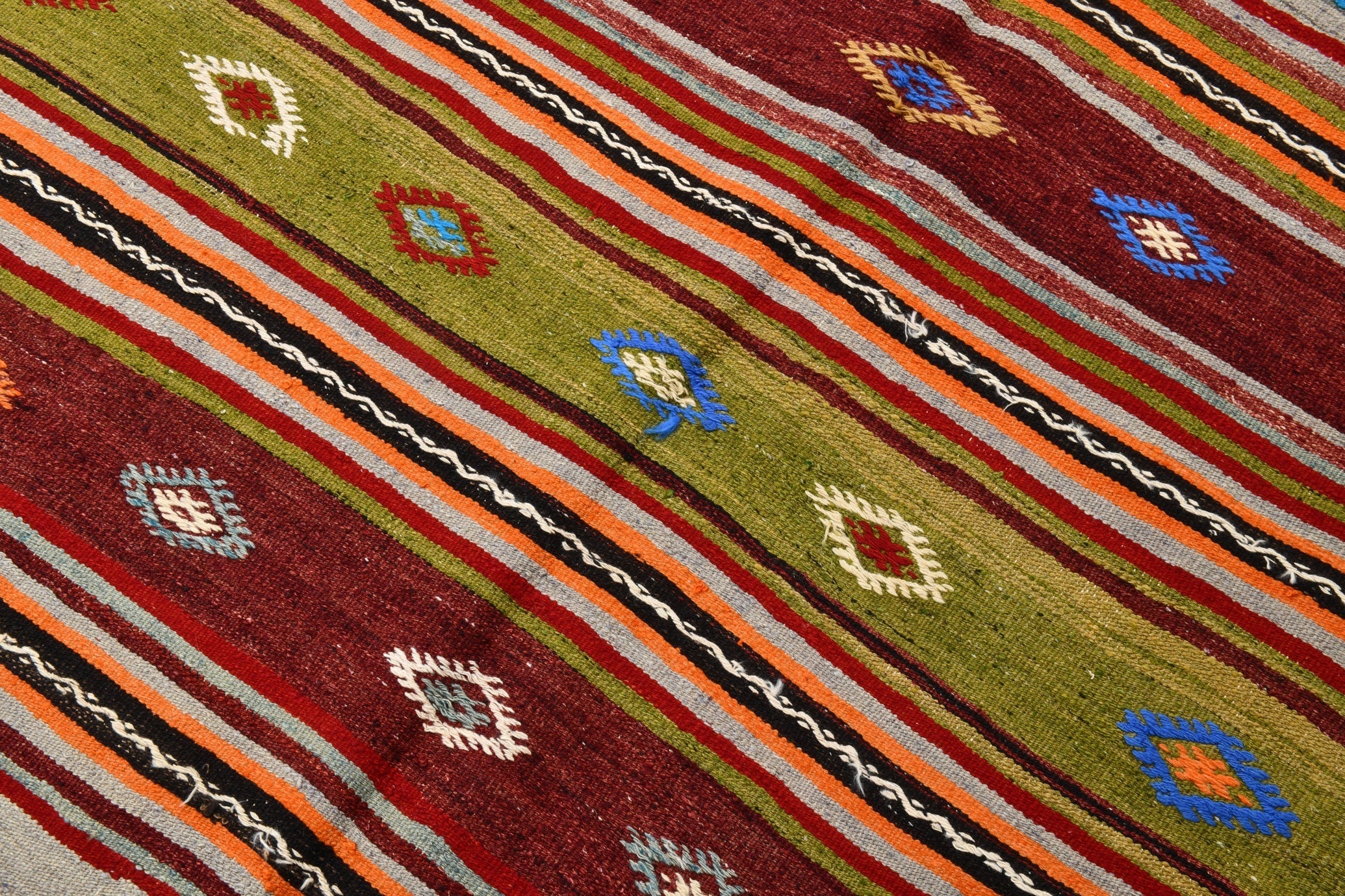 Vintage Kilim Anatolian 5'6" x 10'1" ft