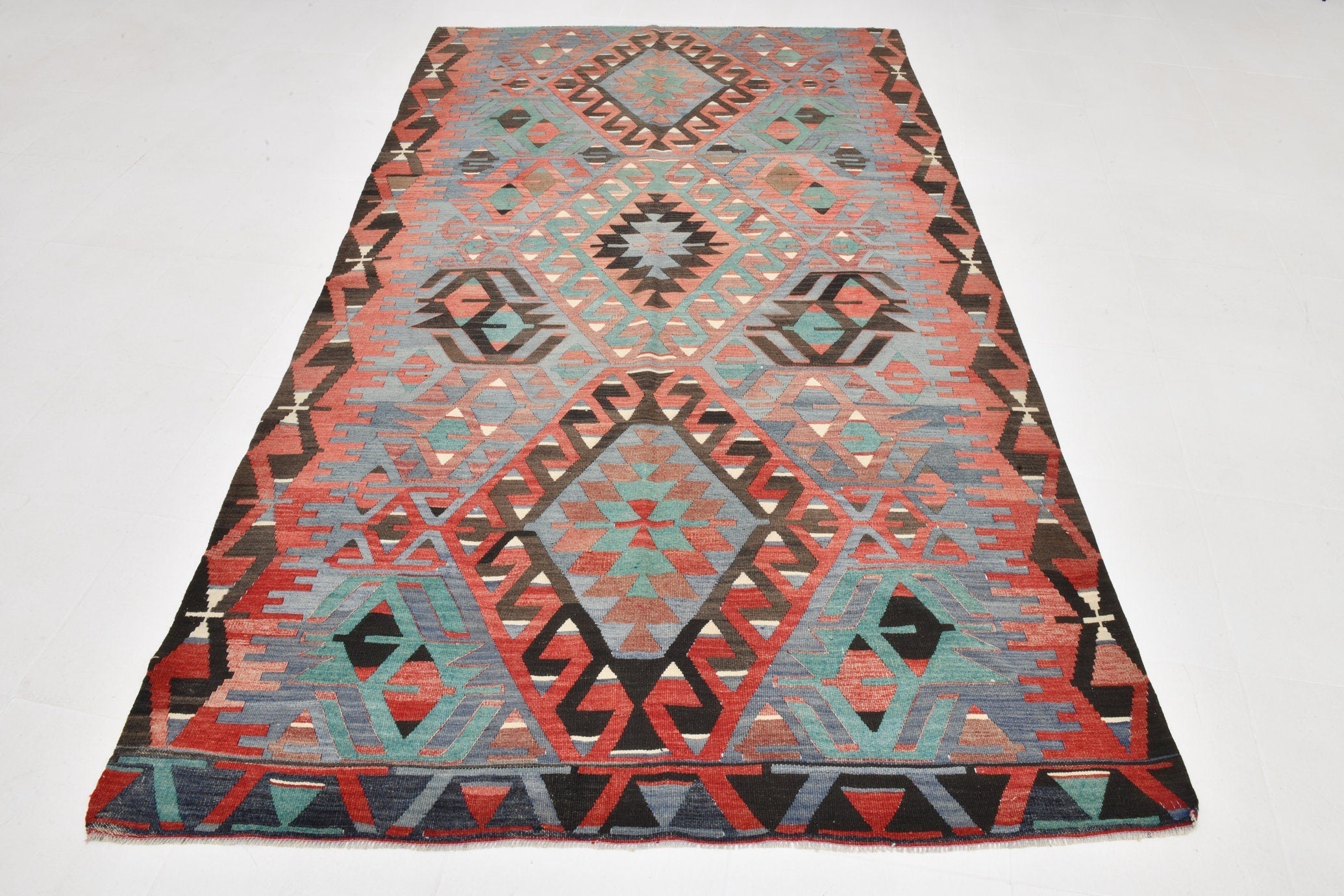 Vintage Kilim Anatolian 5'6" x 9'4" ft