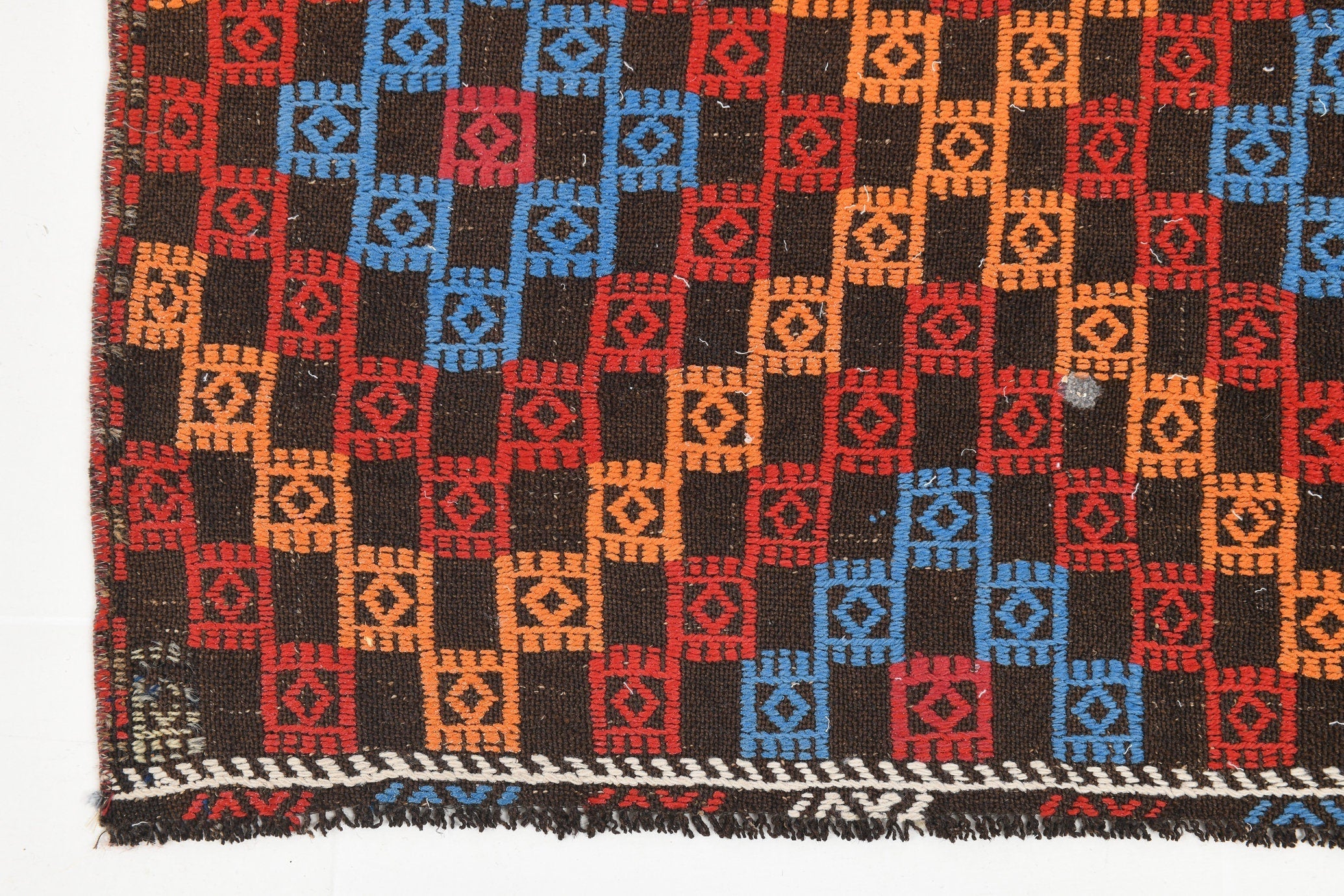 Vintage Kilim Anatolian 5’6’’ x 9’8’’ ft