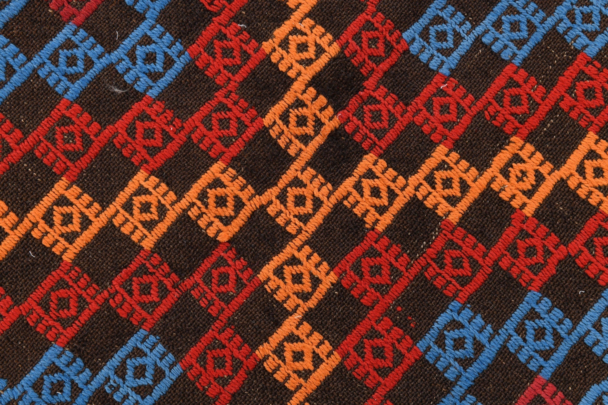 Vintage Kilim Anatolian 5’6’’ x 9’8’’ ft