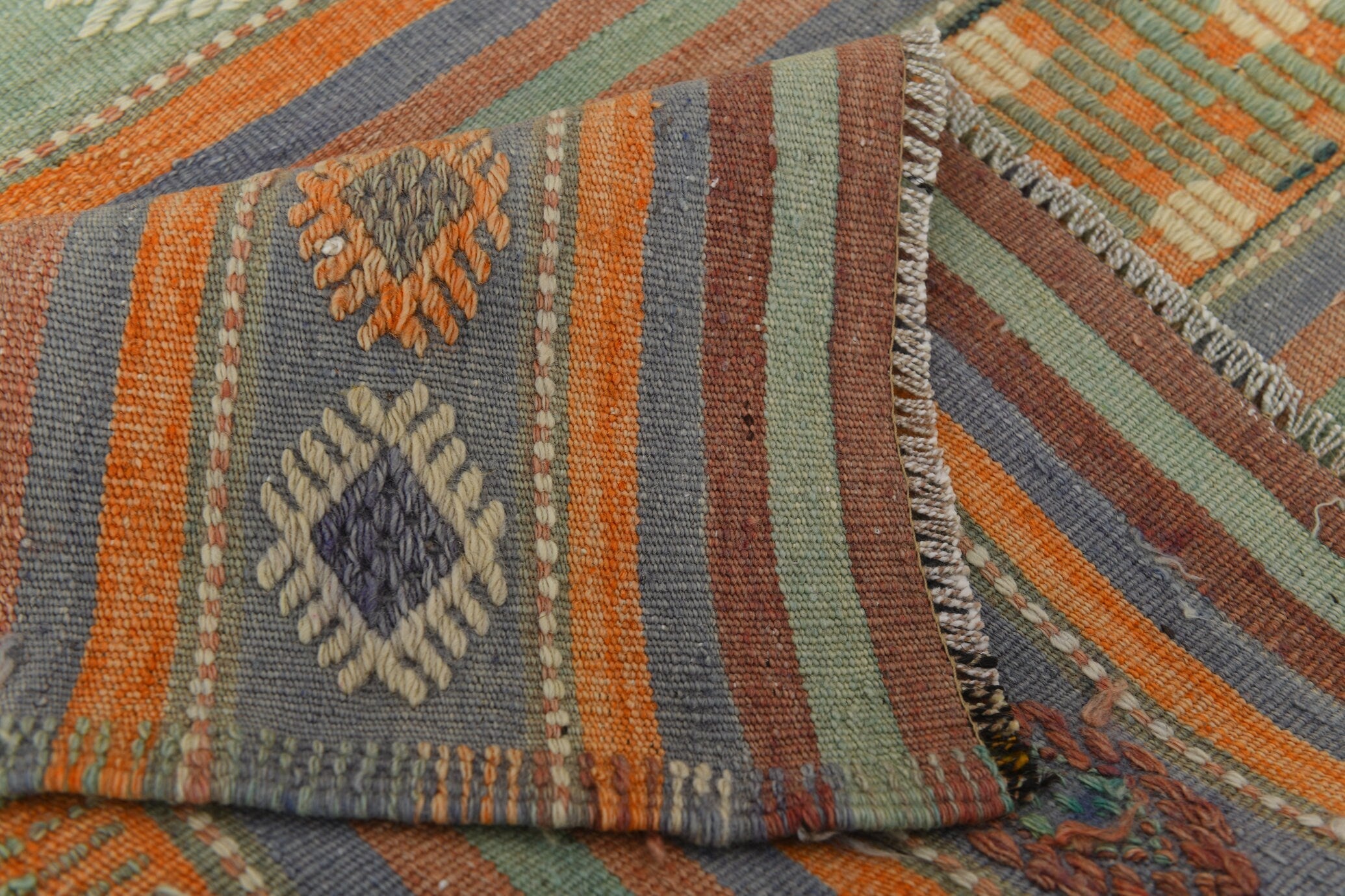 Vintage Kilim Anatolian 5’7’’ x 10’2’’ ft