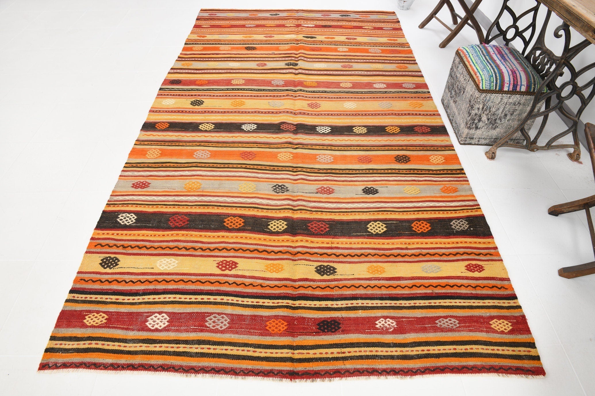 Vintage Kilim Anatolian 5'7" x 10'7" ft