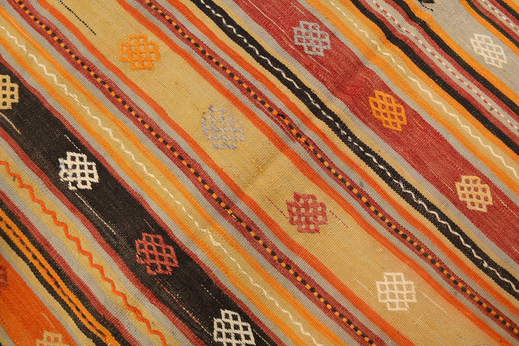 Vintage Kilim Anatolian 5'7" x 10'7" ft